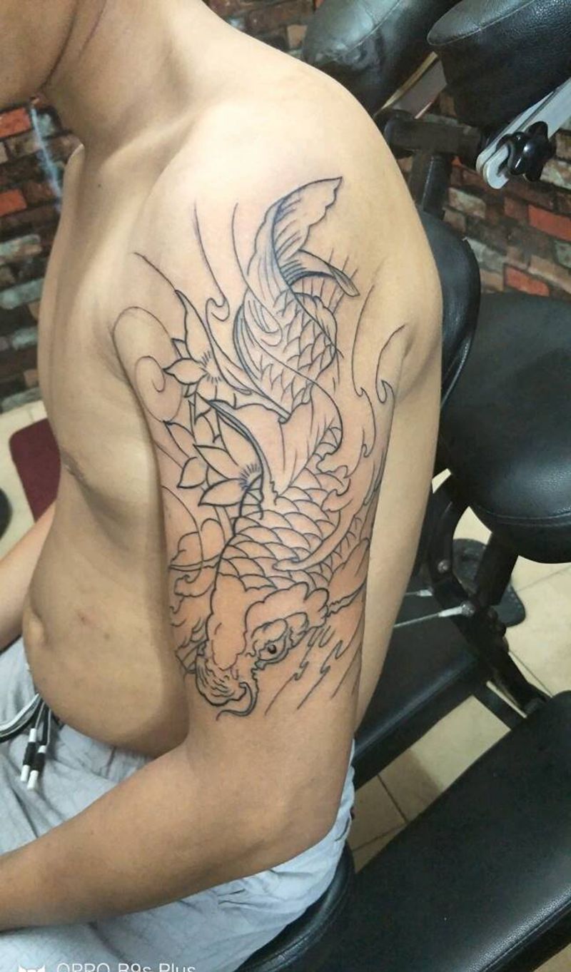 鱼线条纹身图片