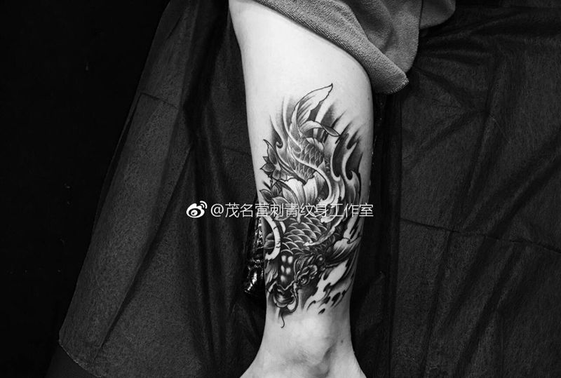 鲤鱼纹身图片