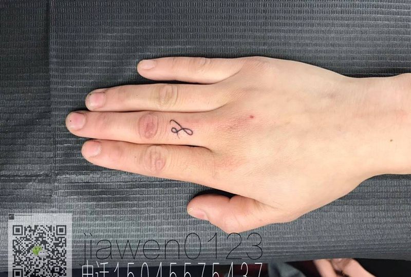 本店住店师父！鹿垚作品！喜欢可约纹身图片