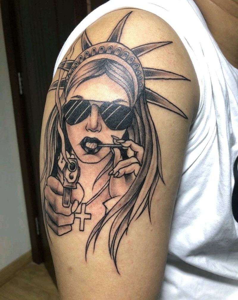 原创new school 女神纹身图片_手臂Old SchoolNew School自由女神new school纹身图案