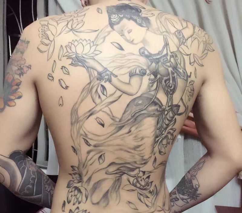 未完成纹身图片