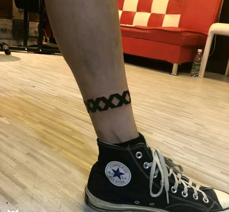 脚环纹身图片