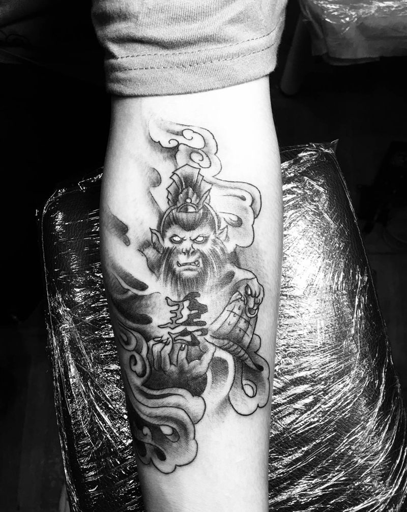 猴子纹身图片_手臂老传统纹身图案