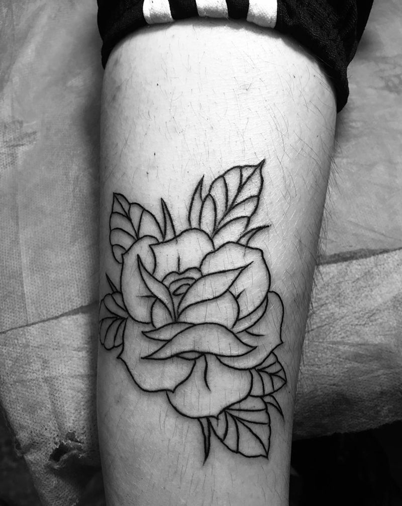 素花纹身图片_腿部纹身图案