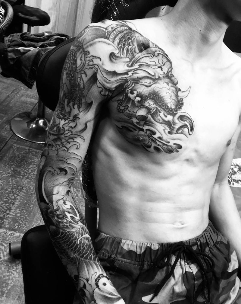 半甲花臂纹身图片_手臂纹身图案