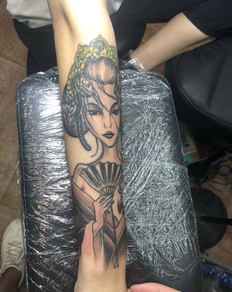 艺伎，上色纹身图片_手臂纹身图案