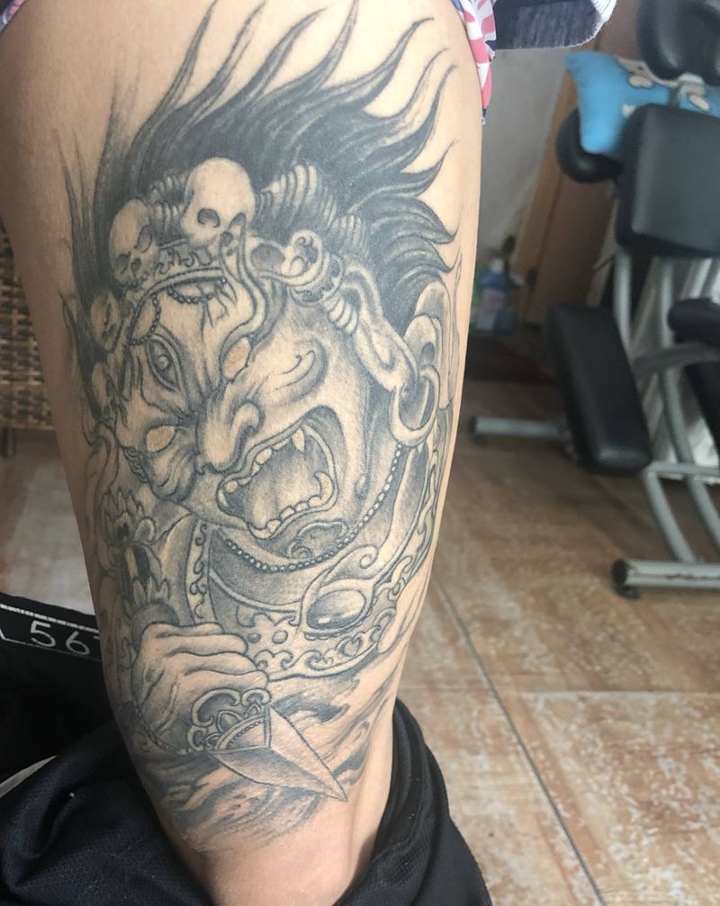 不动明王纹身图片_腿部纹身图案