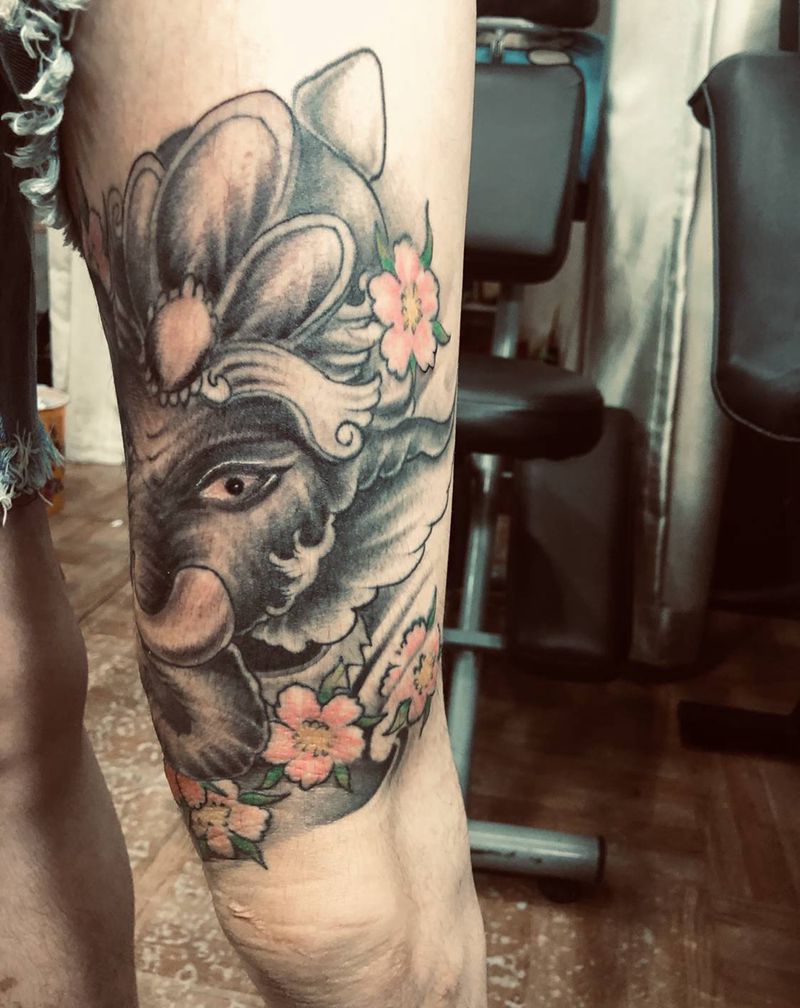 象神纹身图片_腿部纹身图案