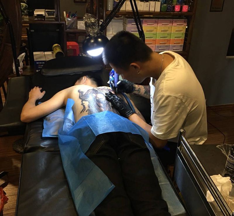 工作照纹身图片