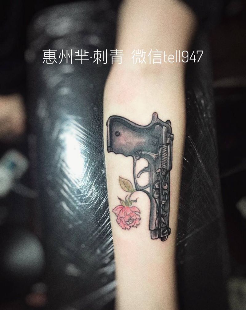 枪纹身图片_成品手部背部腿部欧美植物纹身图案