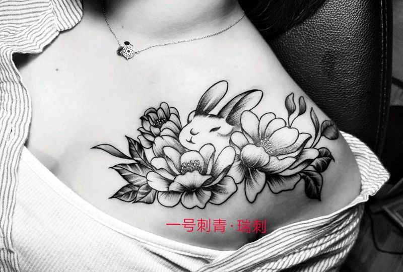 私人订制纹身图片_胸部纹身图案