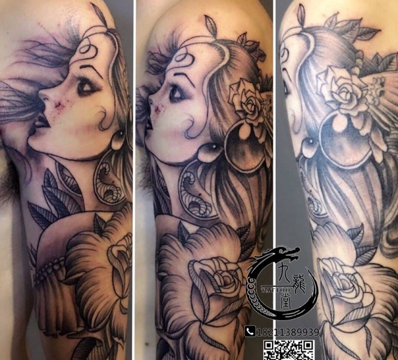 欧美美女纹身图片