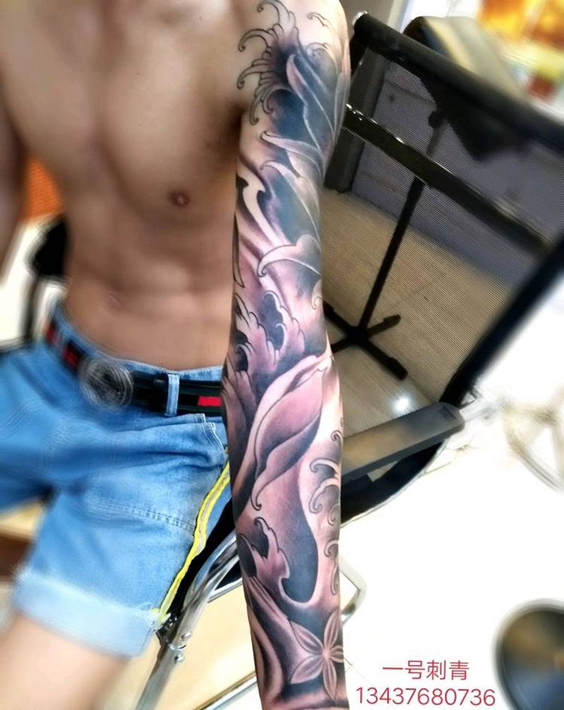 遮盖纹身图片
