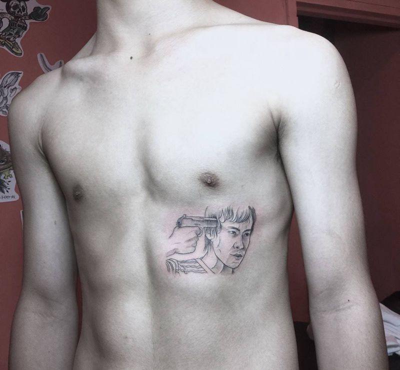 人物线条纹身图片