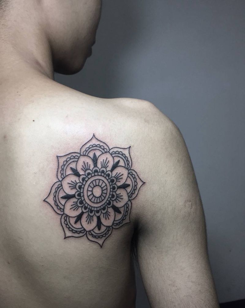 曼陀罗纹身图片