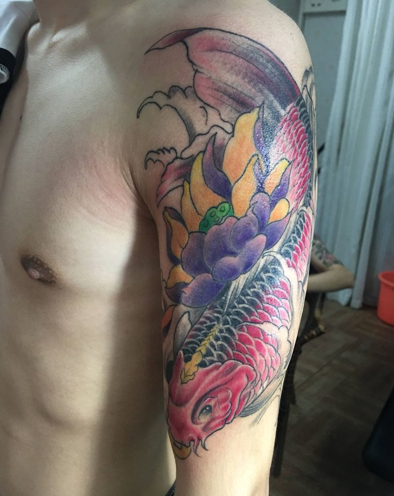 招财鲤鱼纹身图片