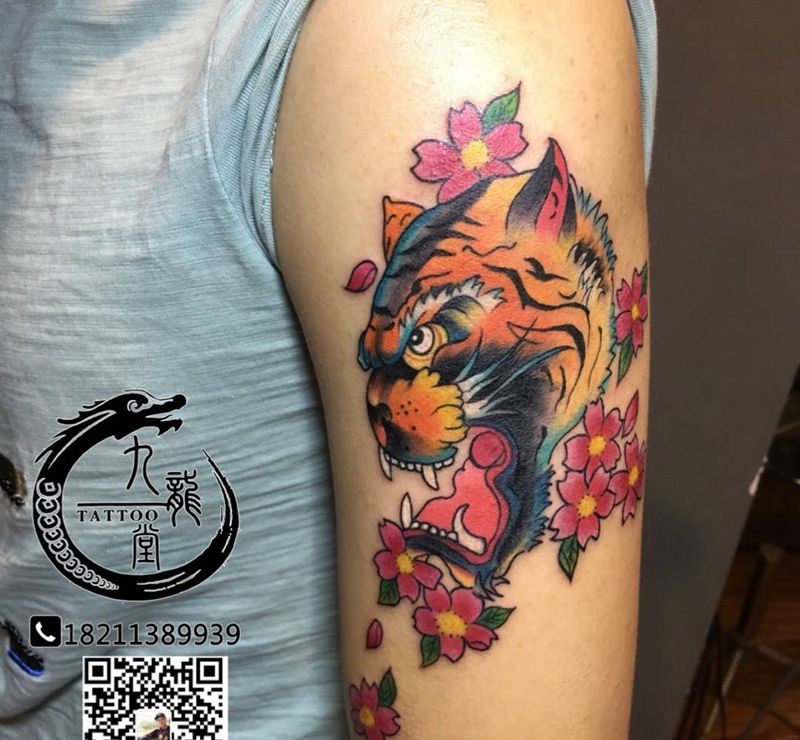 虎纹身图片