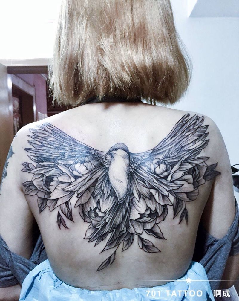 花鸟遮盖纹身图片