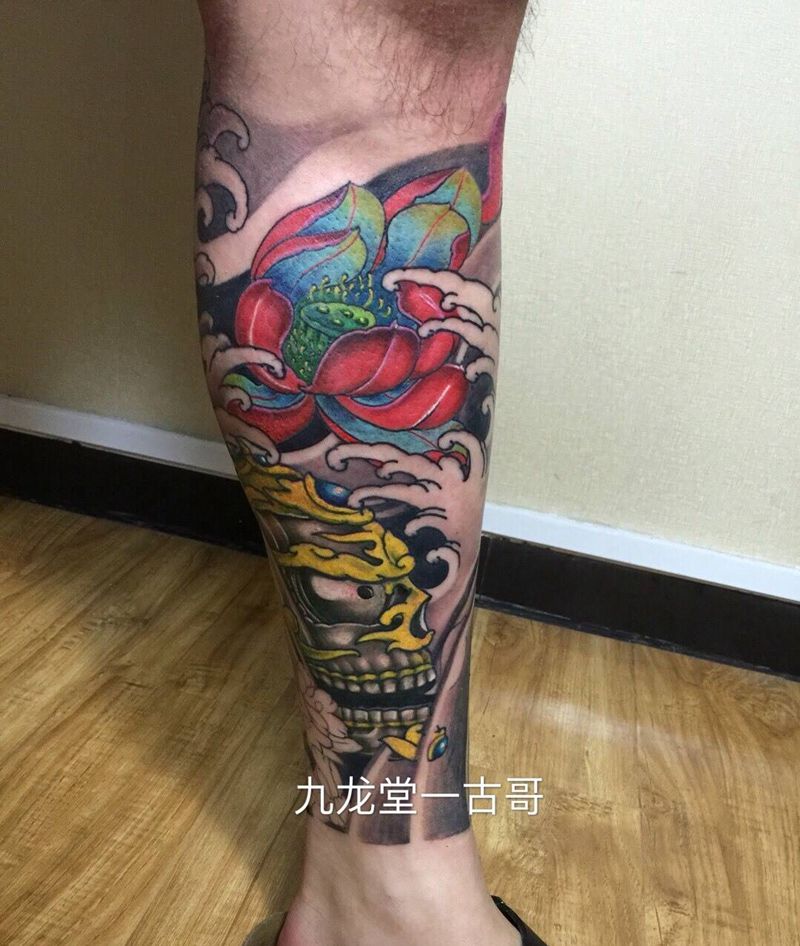 小腿纹身图片