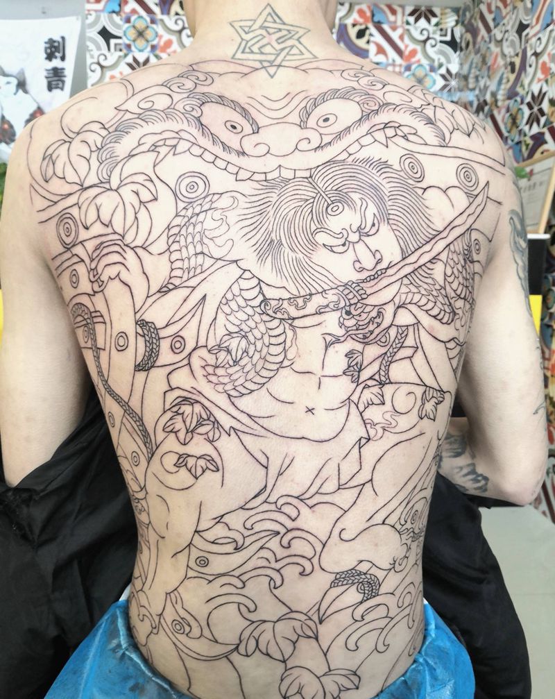 张顺破水门纹身图片_背部老传统日式纹身图案