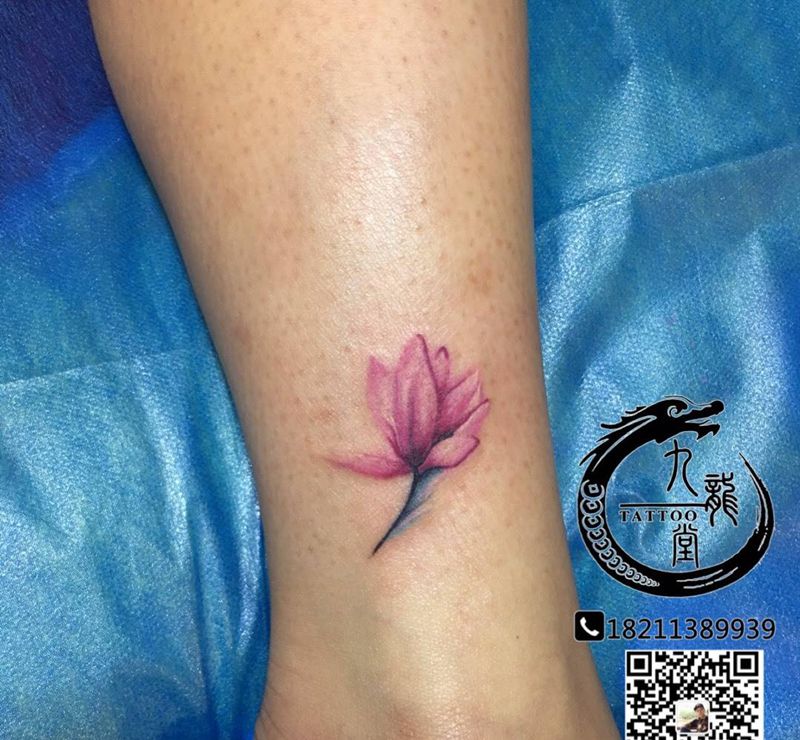 小腿花纹身图片