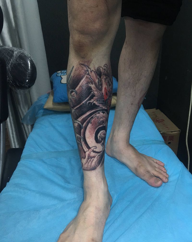 鲤鱼包小腿纹身图片