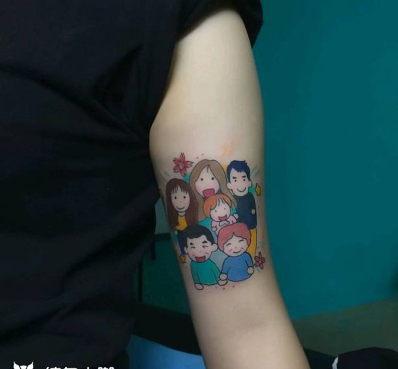 全家福纹身图片_手臂New School水彩家人纹身图案