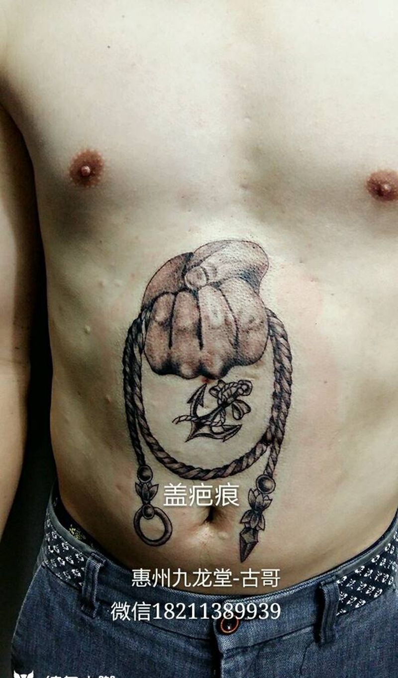 重拳出击纹身图片