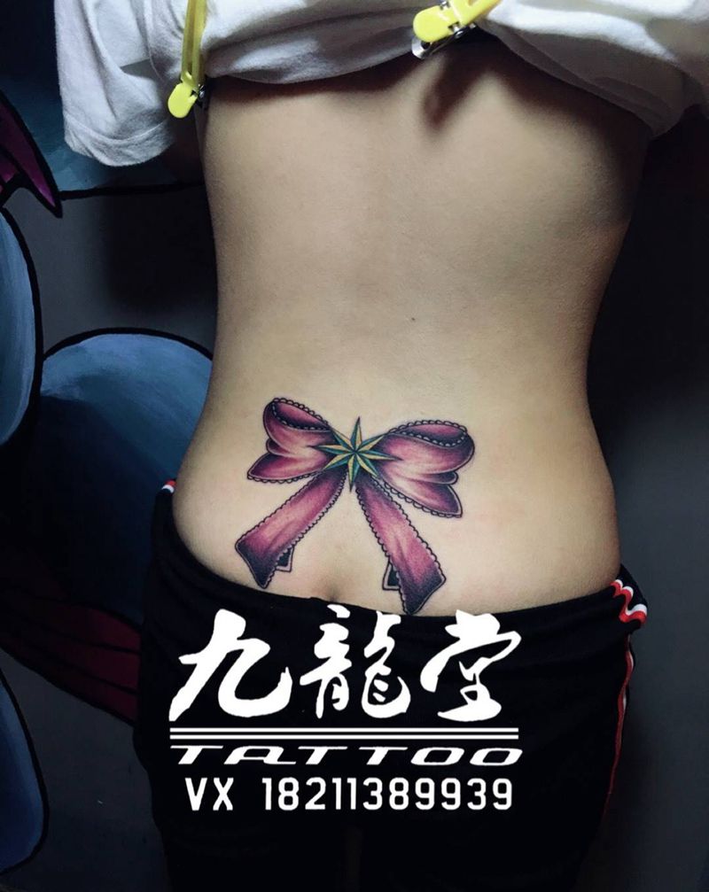 蝴蝶结纹身图片