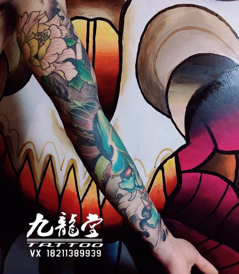 传统花臂纹身图片