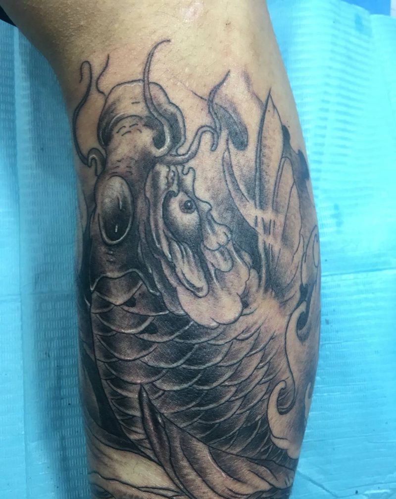 小腿鲤鱼纹身图片