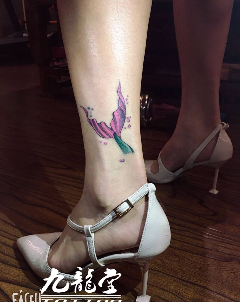 鱼尾纹身图片