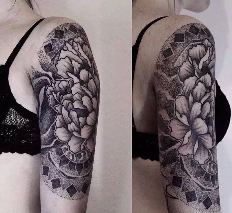 点刺完成纹身图片