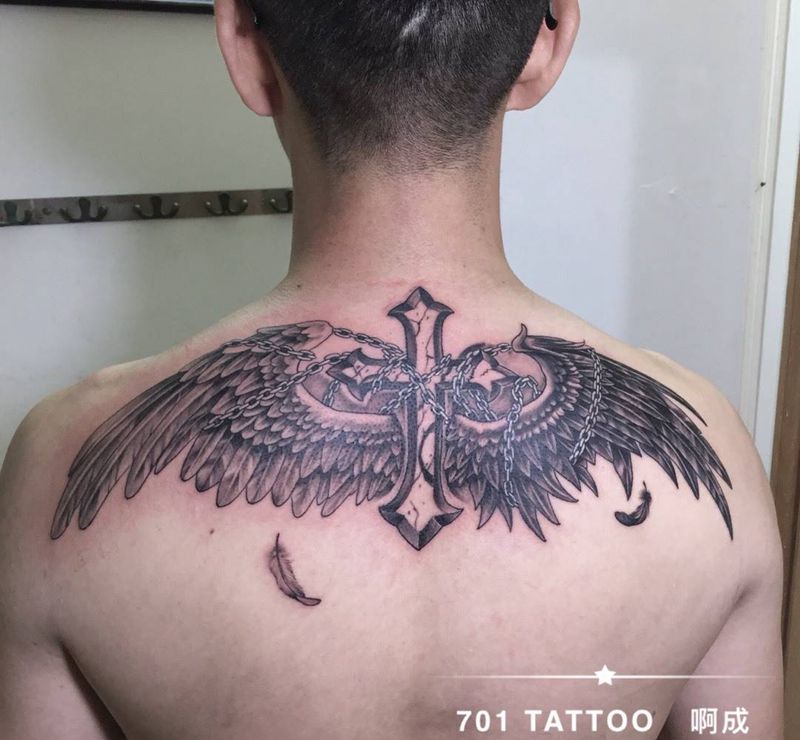 翅膀纹身图片