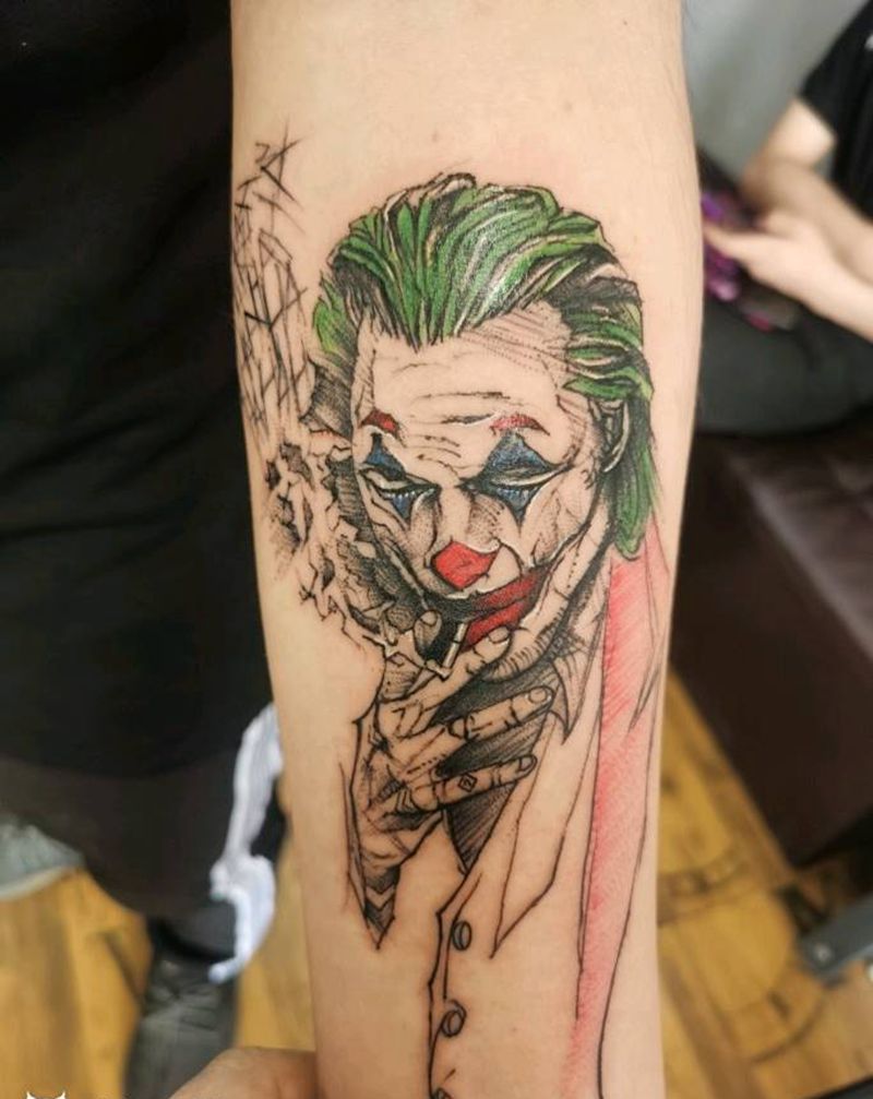 小丑纹身图片_手臂欧美写实纹身图案