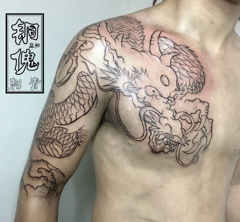 过肩龙纹身图片