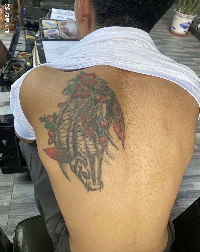 失败旧纹身修改纹身图片_肩部老传统纹身图案