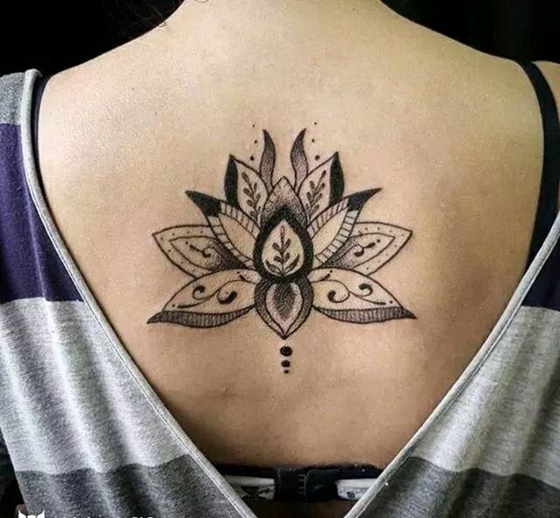 莲花点刺。纹身图片