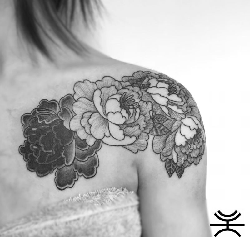 覆蓋花纹身图片