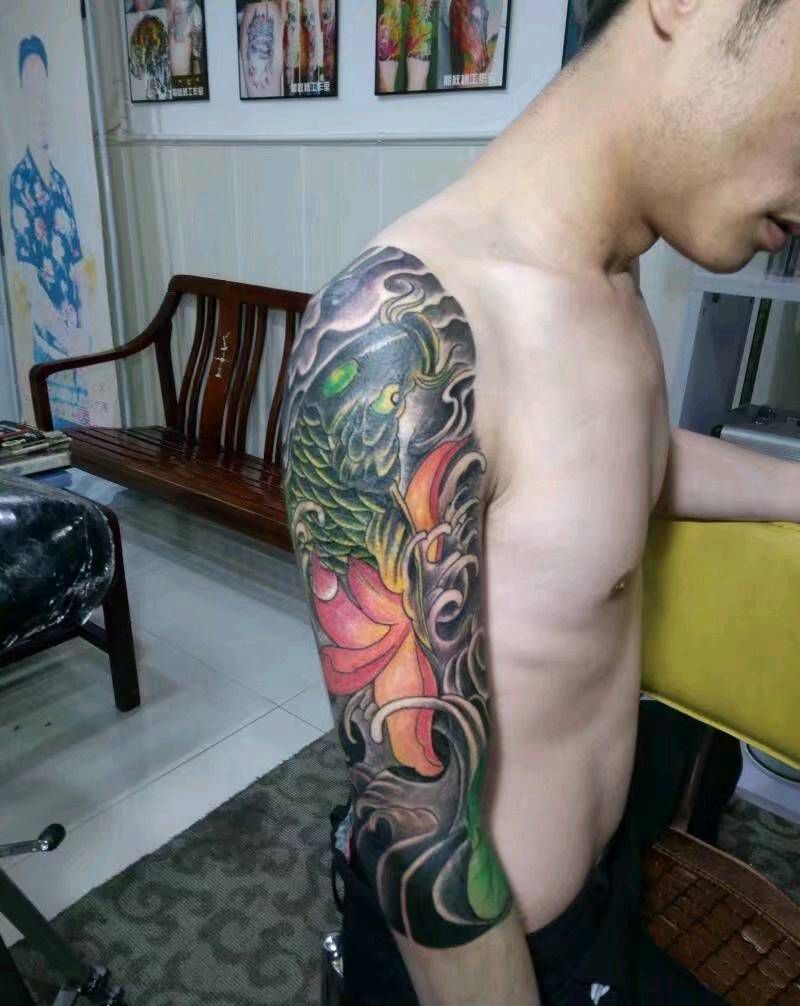 七分臂纹身纹身图片