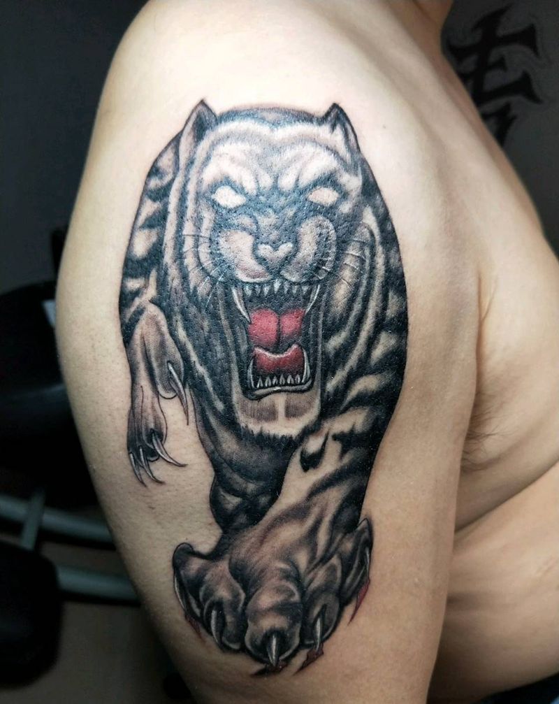 万兽之王。纹身图片