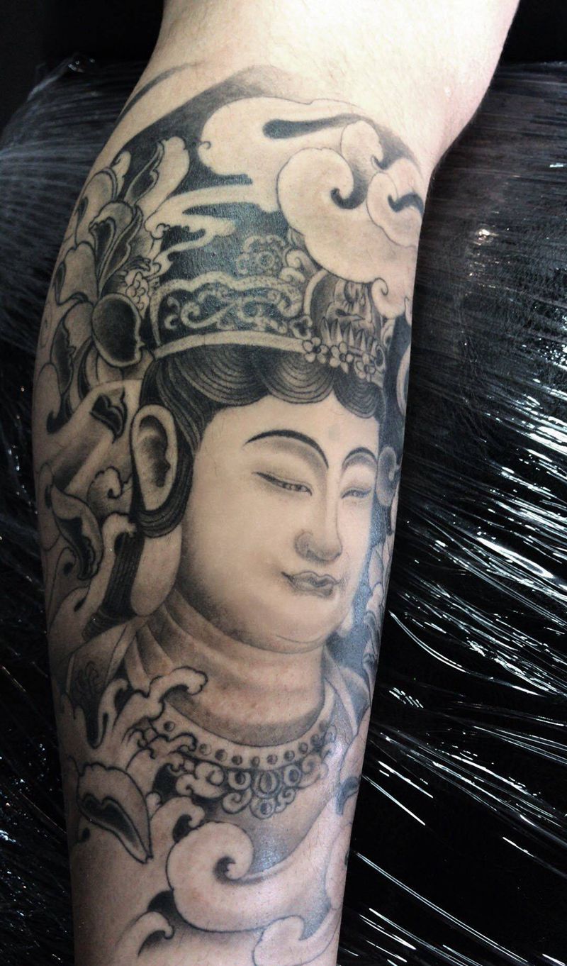 普贤佛包小腿纹身图片_腿部新传统纹身图案
