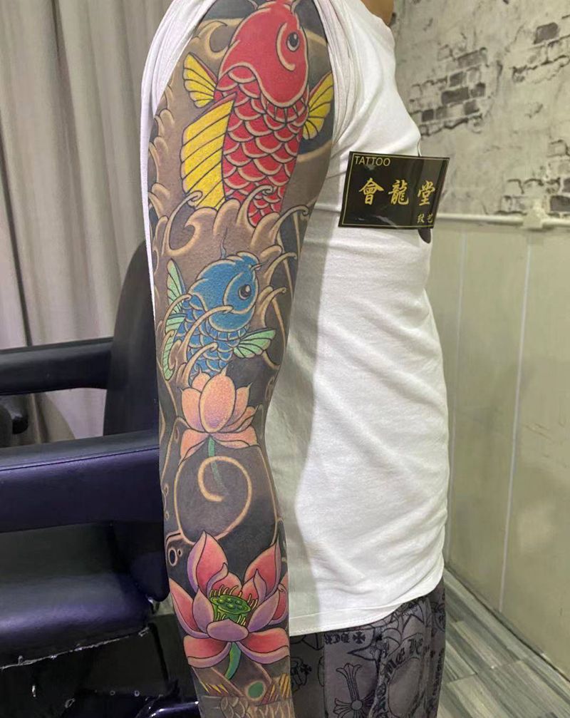 老传统花臂纹身图片_手臂老传统纹身图案