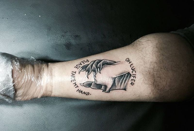 人与魔纹身图片