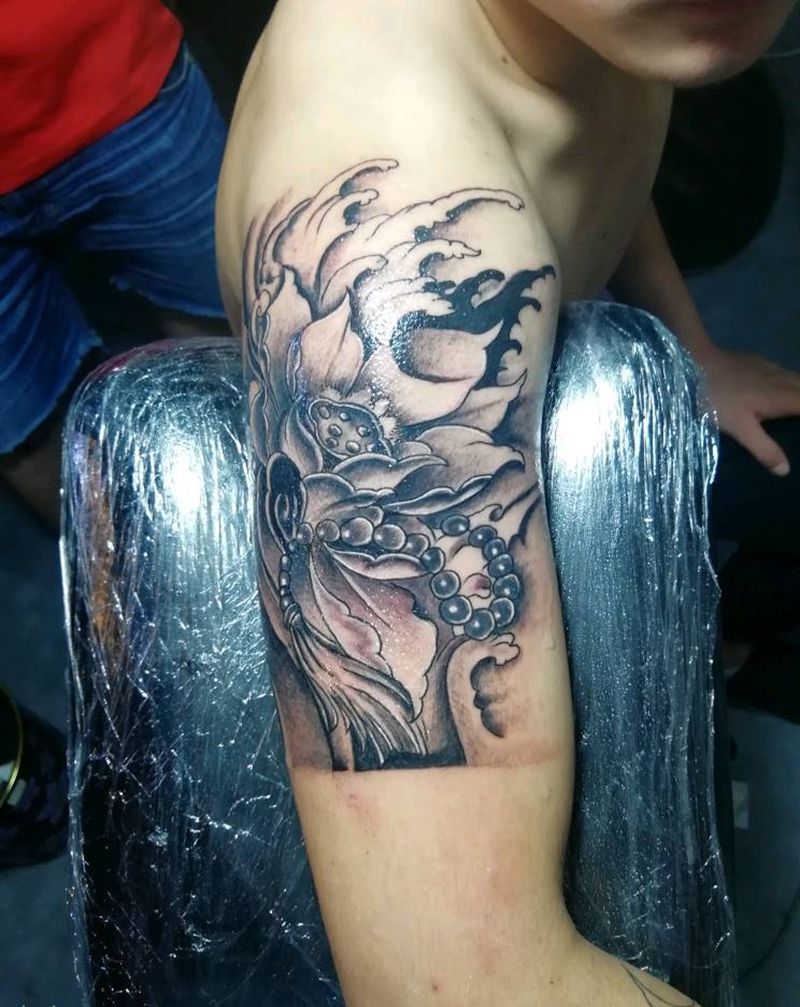 莲花包臂作品纹身图片