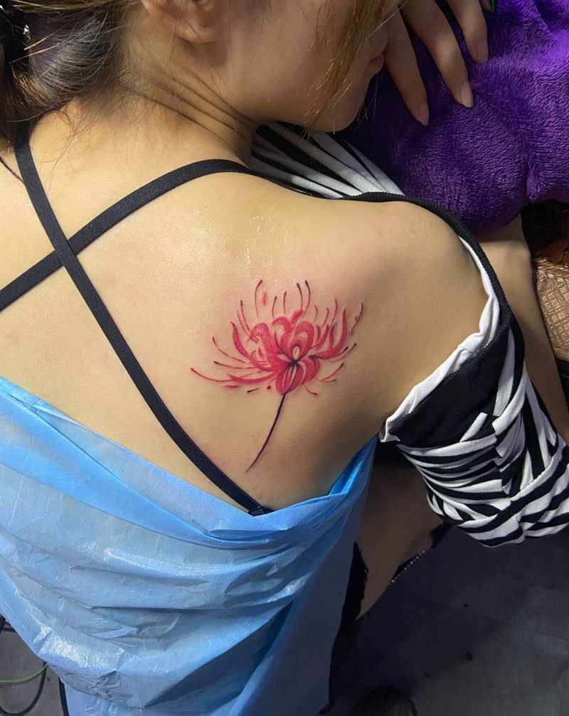 彼岸花系列纹身图片_胸部背部新传统纹身图案