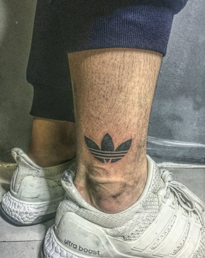 啊迪纹身图片_成品脚部清新纹身图案