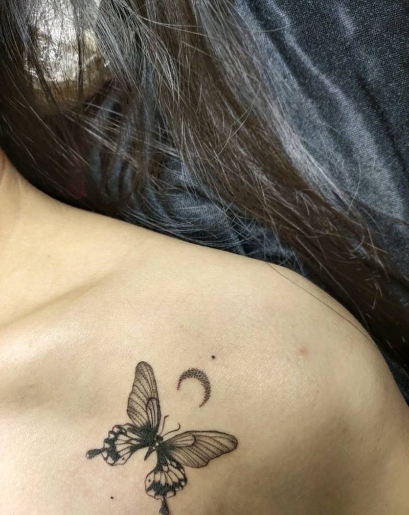 蝴蝶纹身图片_肩部蝴蝶纹身图案