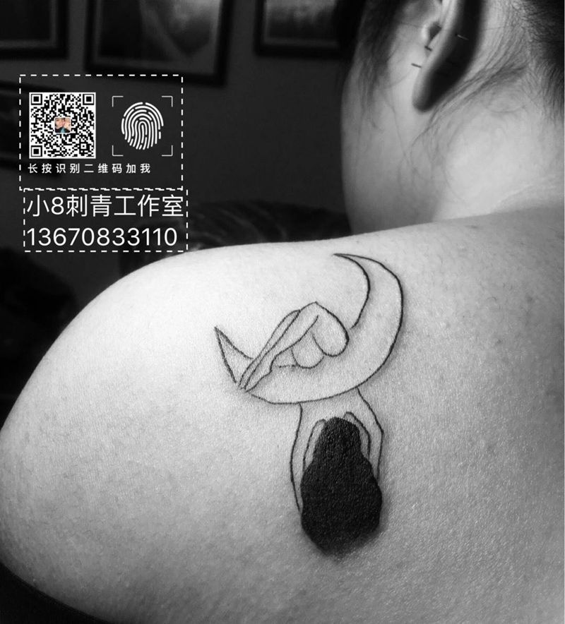 月亮之上纹身图片