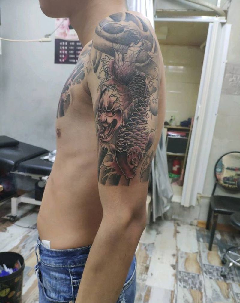 遮盖半胛纹身图片